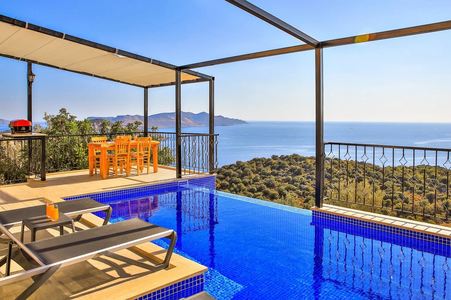 Villa Abosa, Kaş — muhafazakâr villa