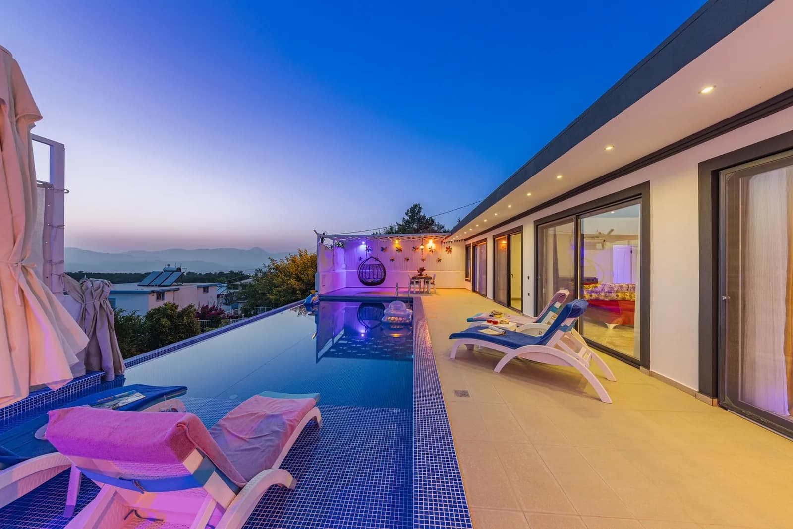 Villa Elsera, Kaş — muhafazakâr villa