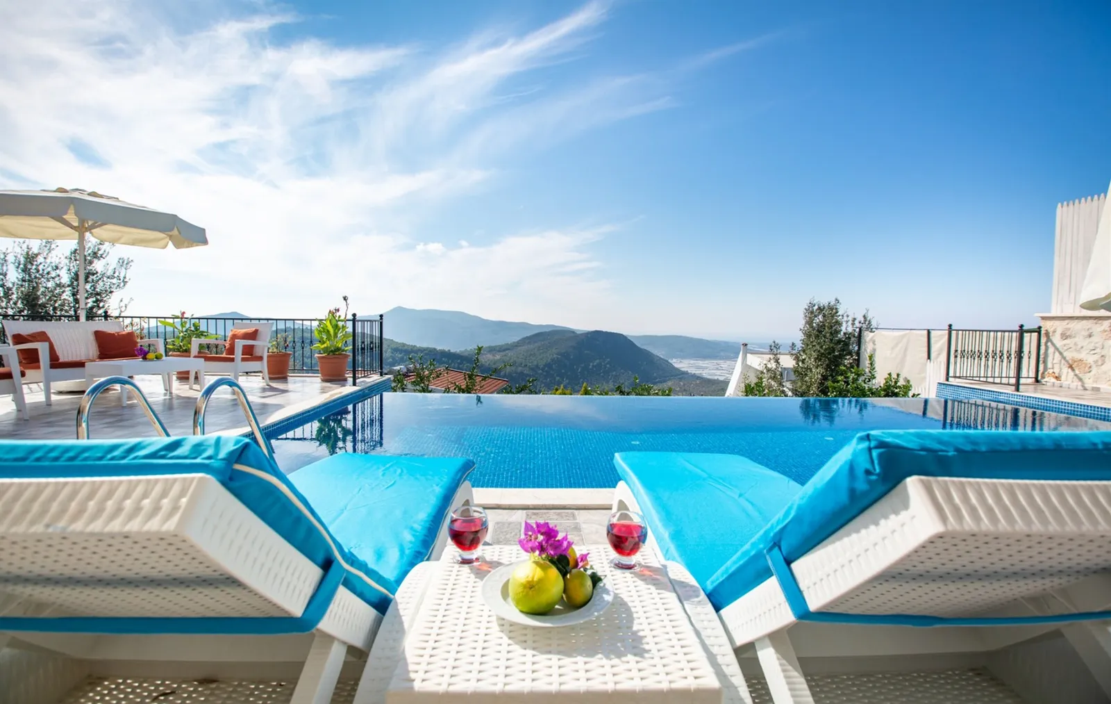 Villa Eslem Üzümlü