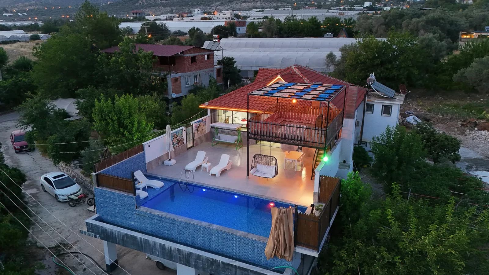 Villa Girdev, Kaş — muhafazakâr villa