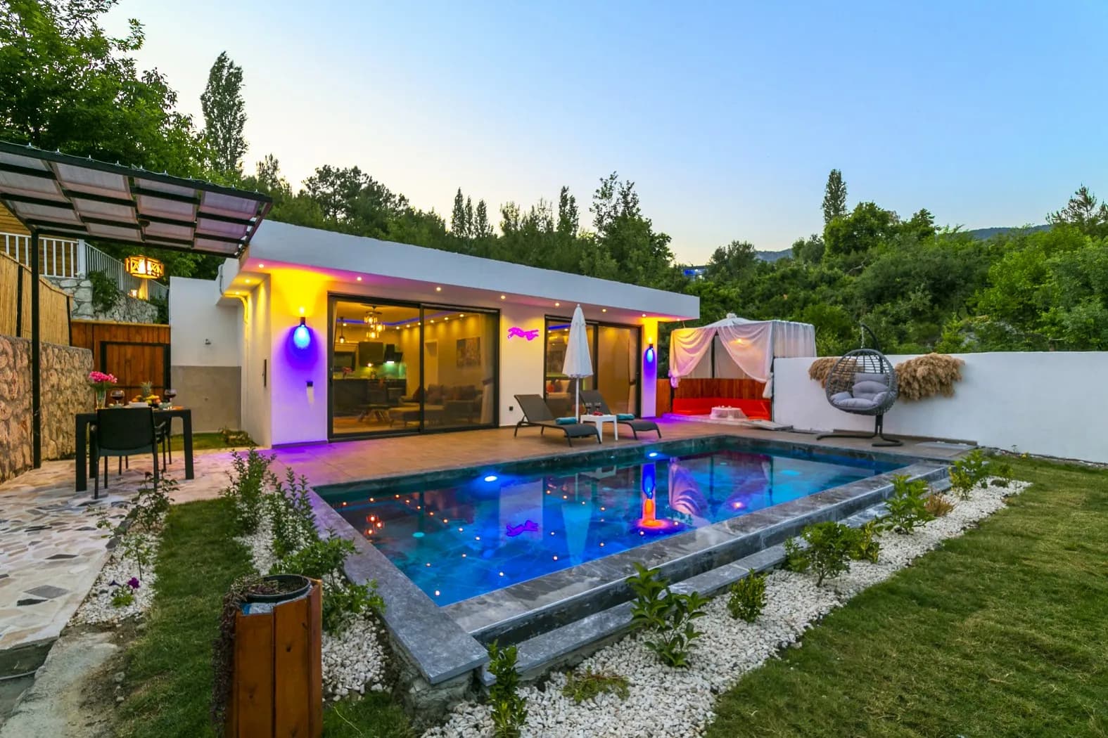 Villa Gün Balayı, Kaş — muhafazakâr villa