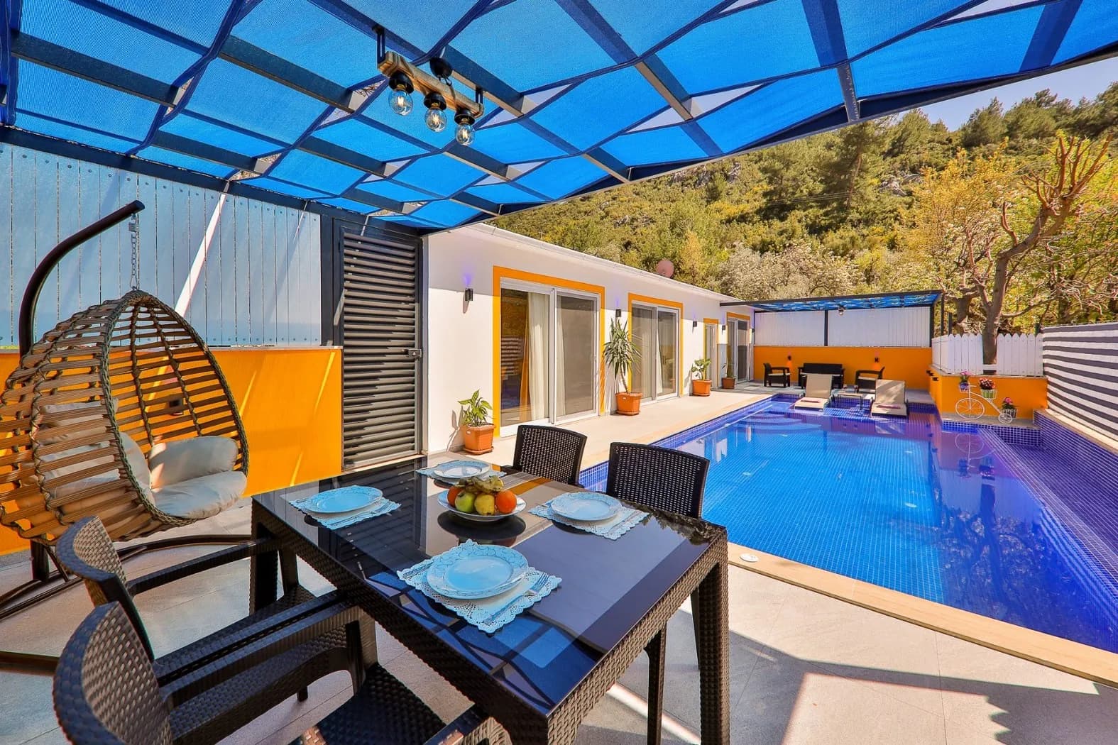 Villa Hardal, Kaş — muhafazakâr villa