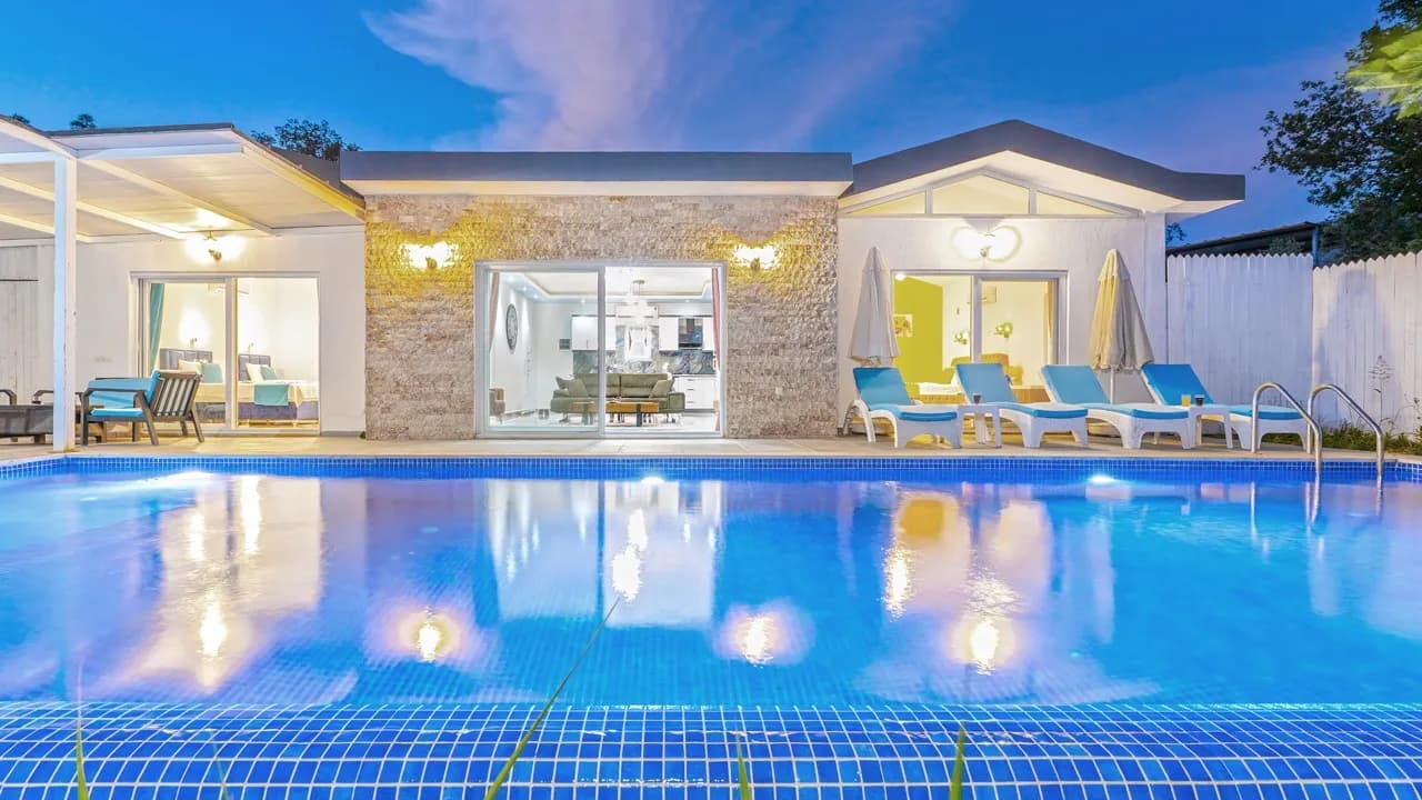 Villa Maram