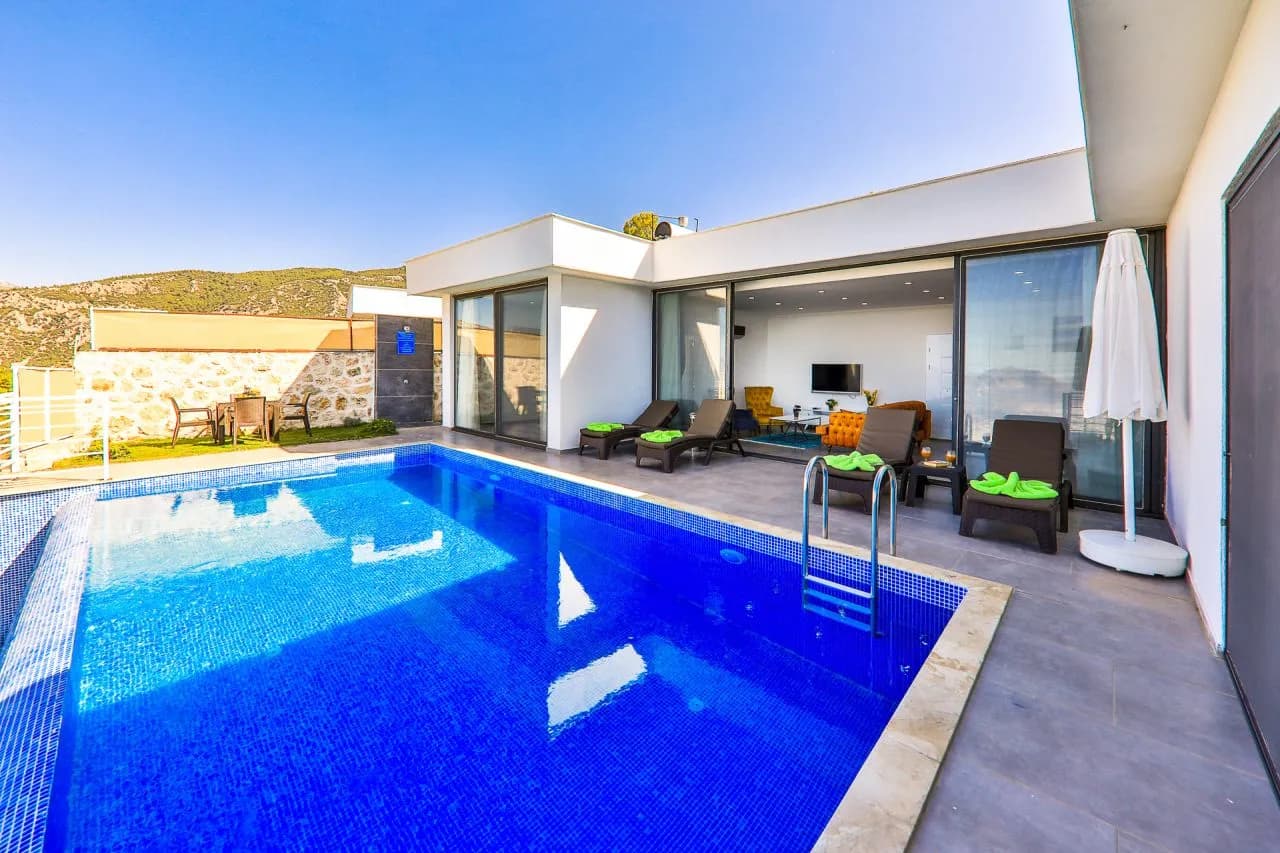 Villa Maxi 6, Kaş — muhafazakâr villa