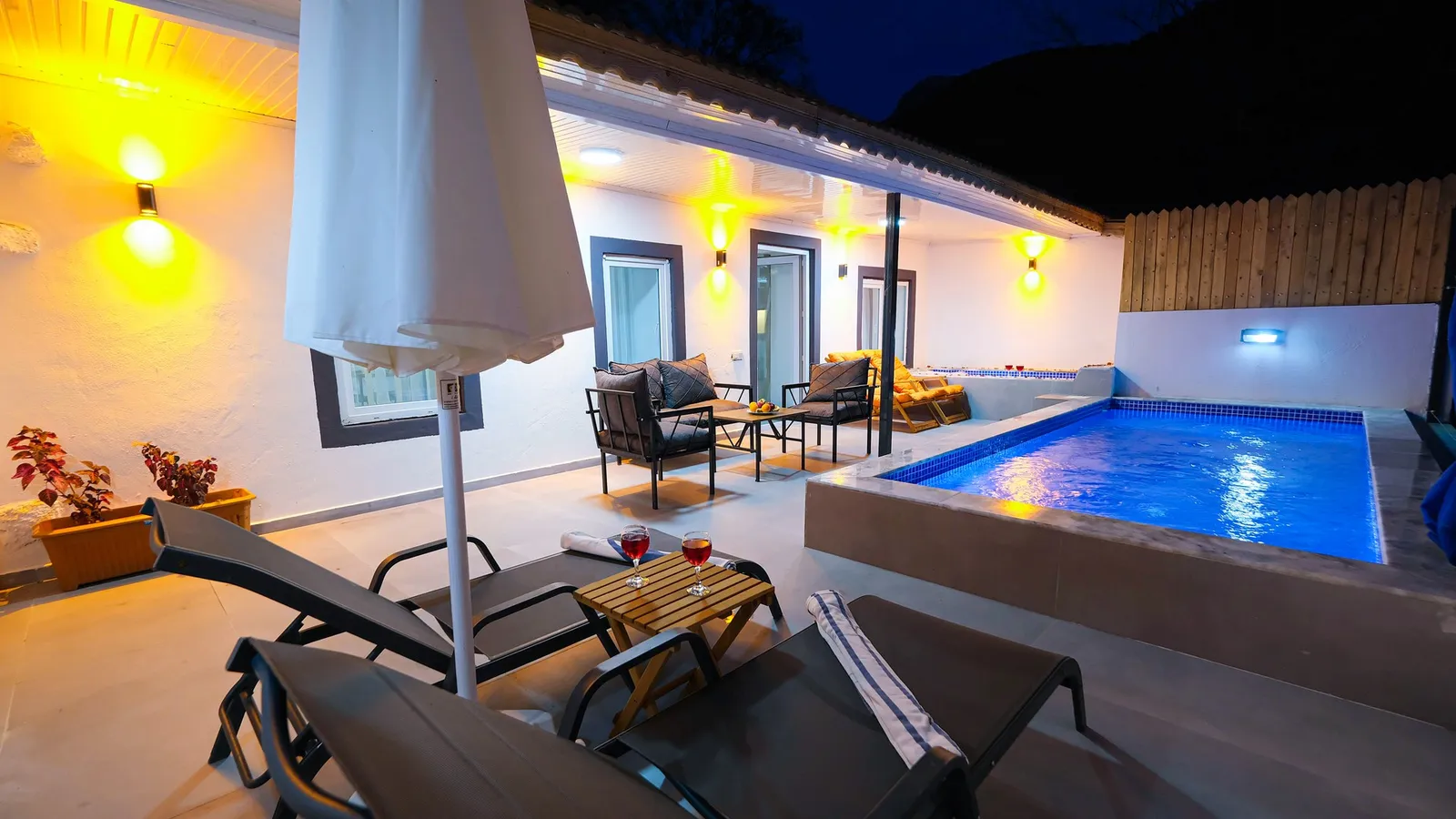 Villa Mini Balayı, Kaş — muhafazakâr villa