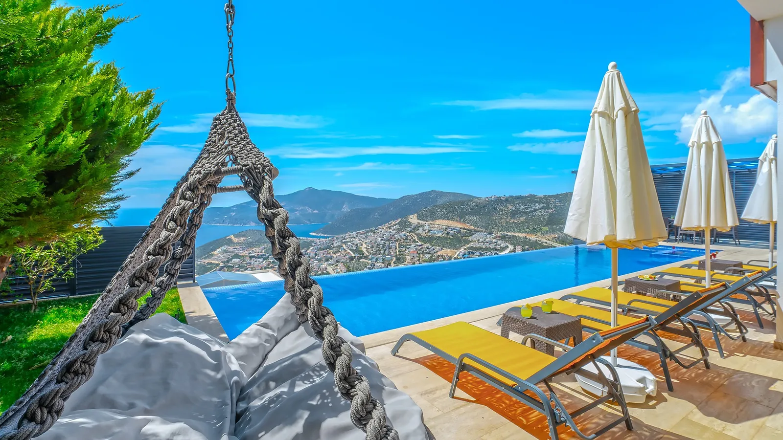 Villa Royce, Kaş — muhafazakâr villa