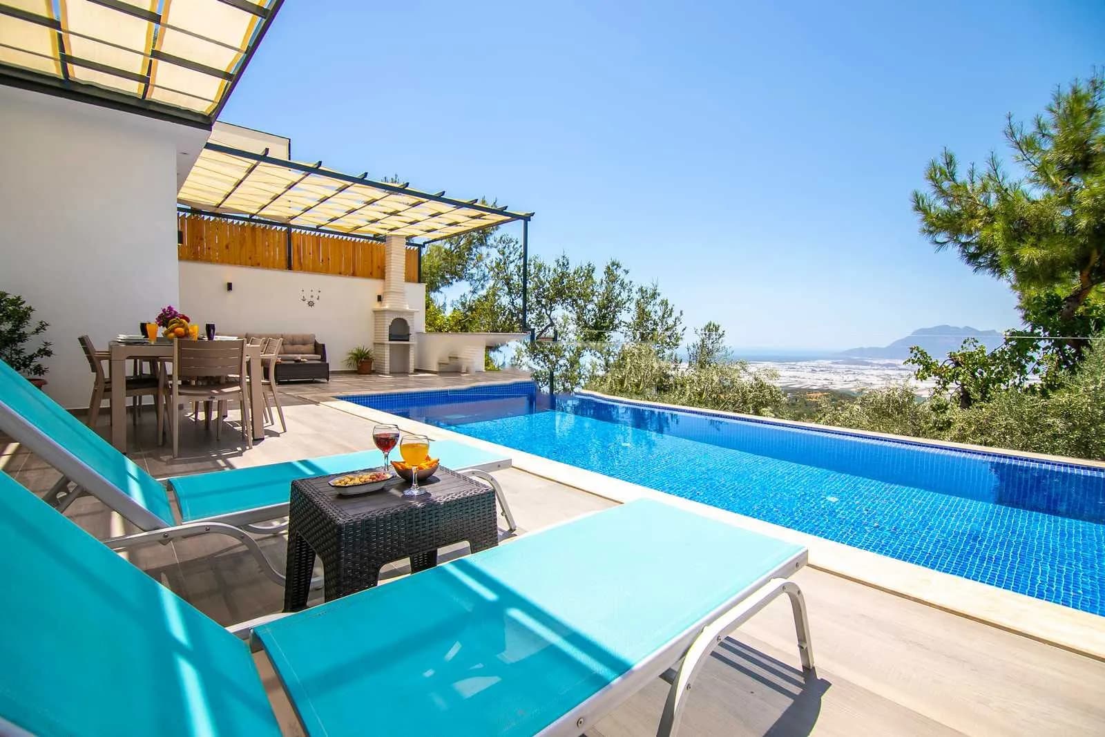 Villa Şana, Kaş — muhafazakâr villa