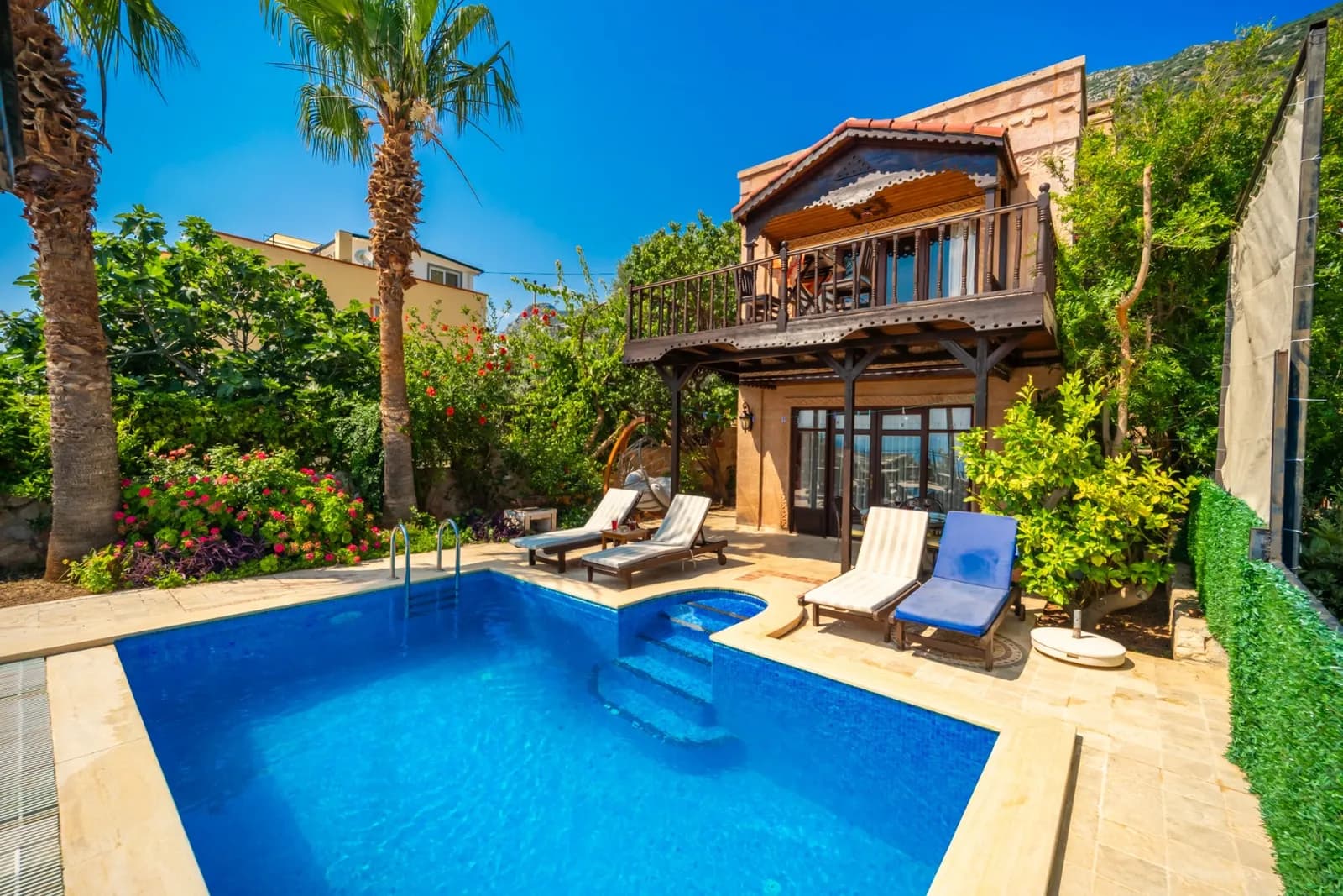 Villa Şato House, Kaş — muhafazakâr villa