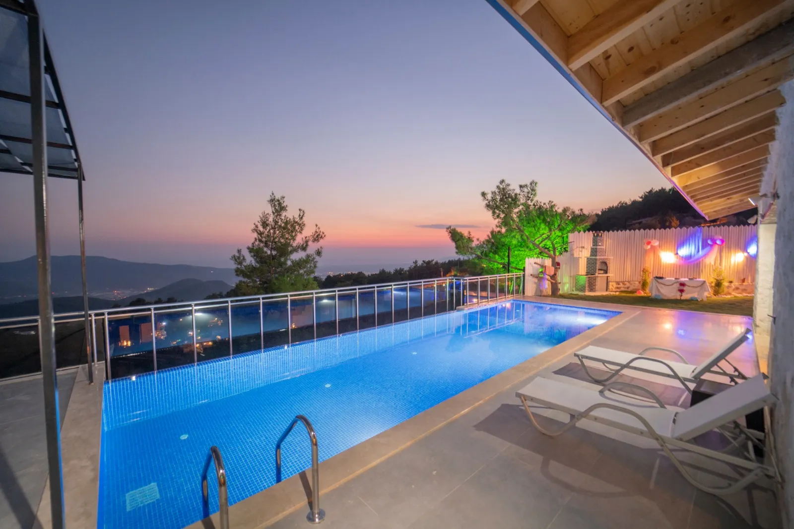 Villa Savaş