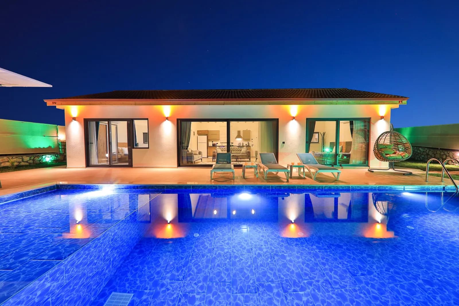 Villa Yaka, Kaş — muhafazakâr villa