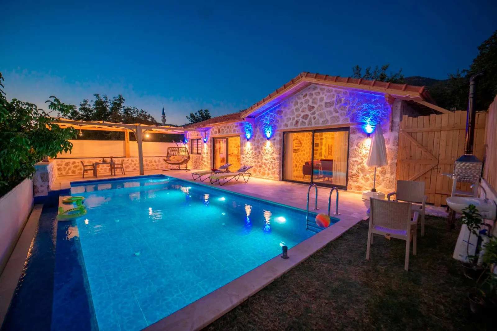 villa-mercan-tas-kas-2