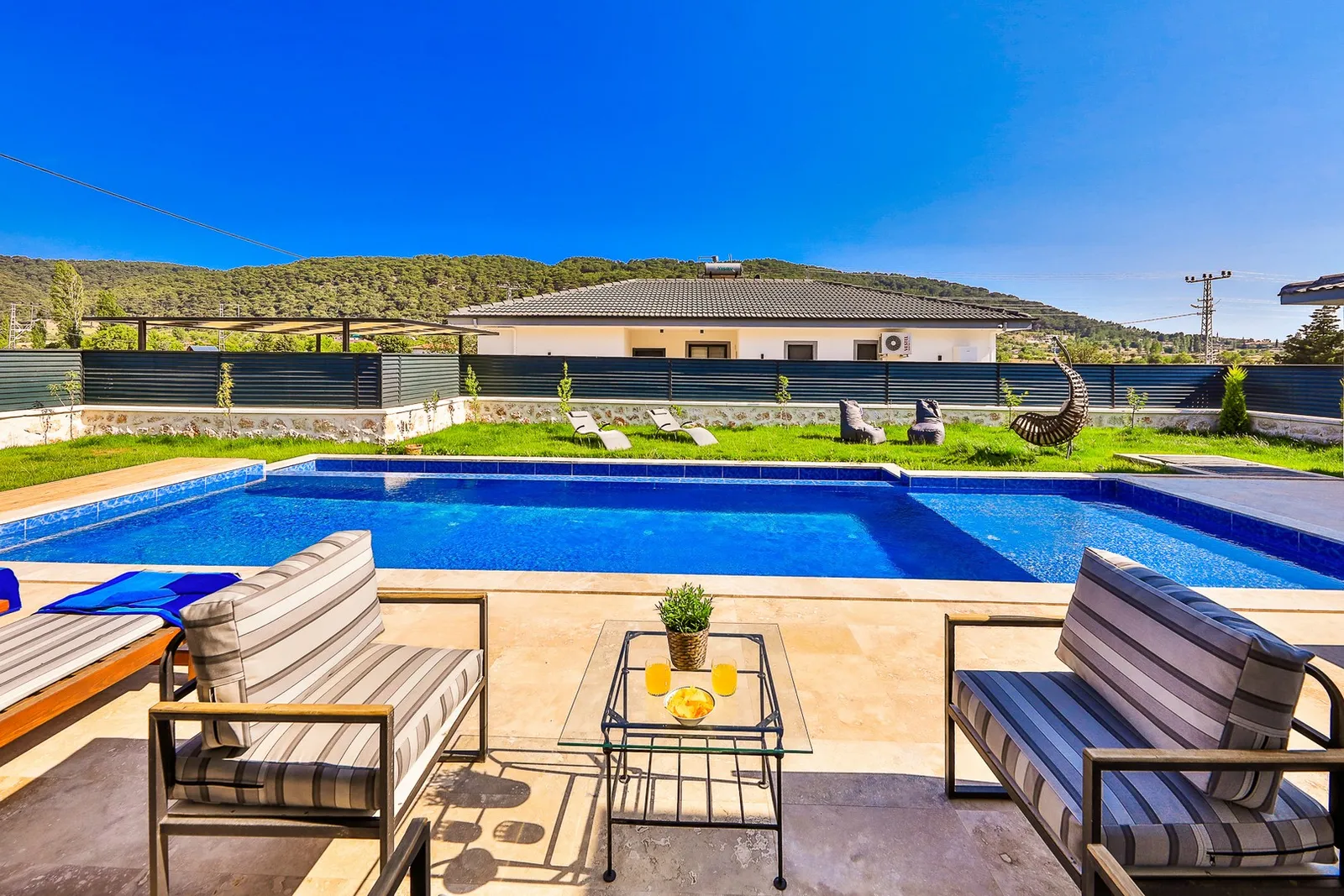 villa-zumrut-saribelen-kas-1